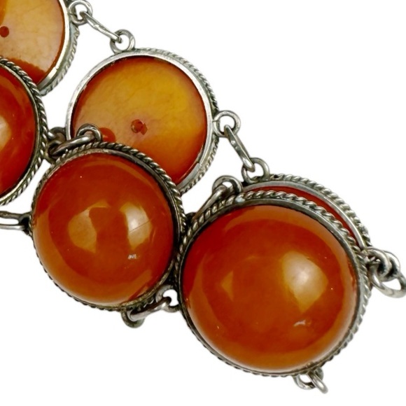 Continental Silver & Carnelian Link Bracelet - Picture 11 of 16
